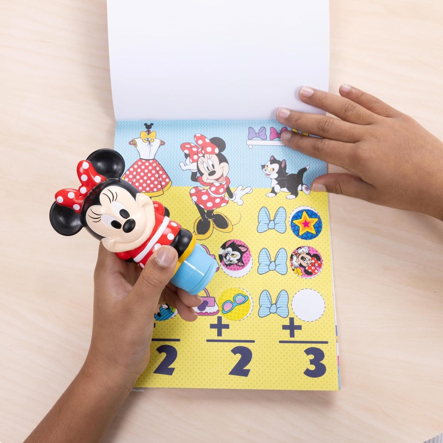 Sticker Wow Minnie Mouse