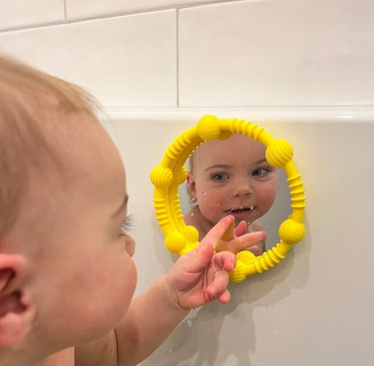 * Lookee Bath Mirror
