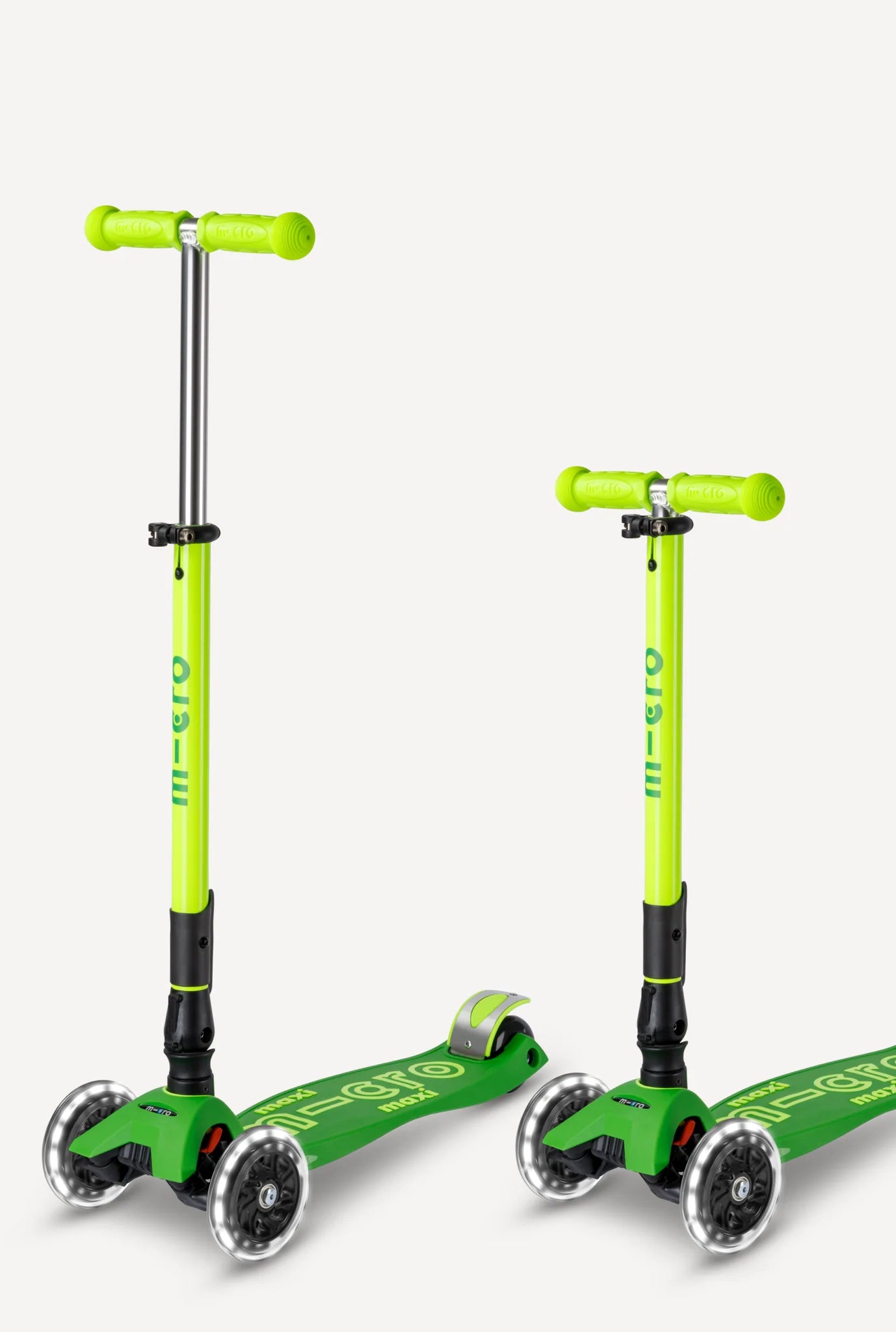 Maxi Deluxe Foldable LED Scooter Green