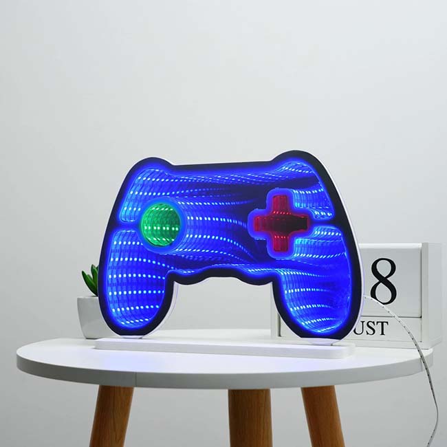 Infinity Mirror Gamer